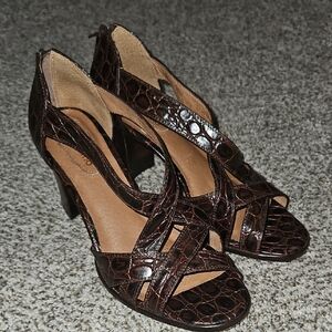 Elegant Brown Strappy Heels